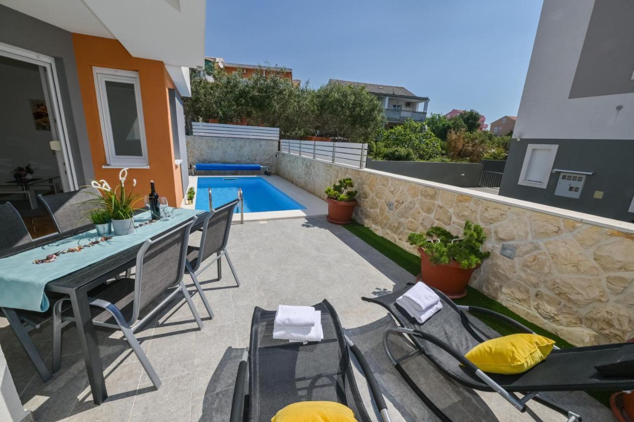 Apartment Funtastic With Private Pool Novaglia Esterno foto