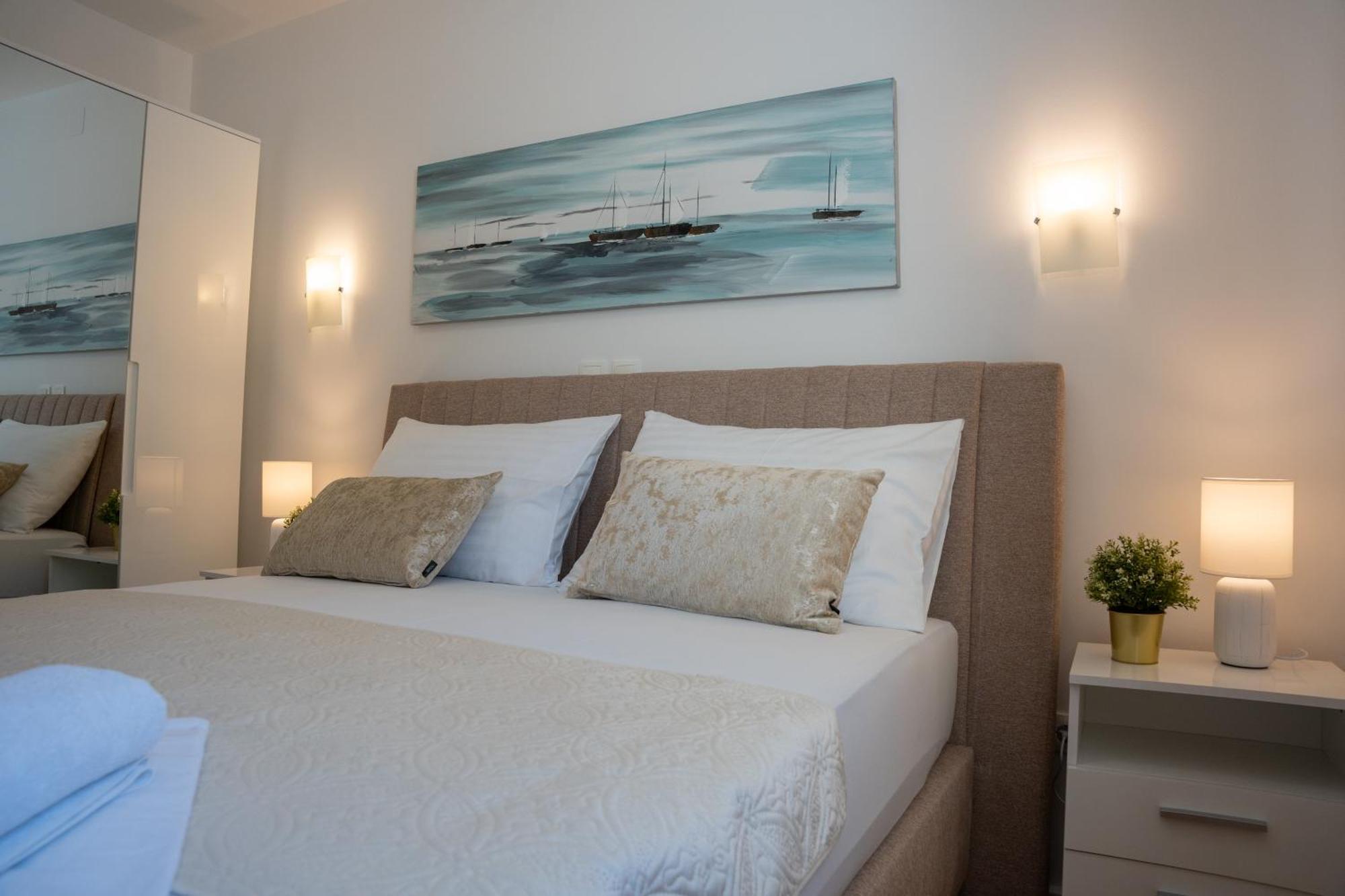 Apartment Funtastic With Private Pool Novaglia Esterno foto