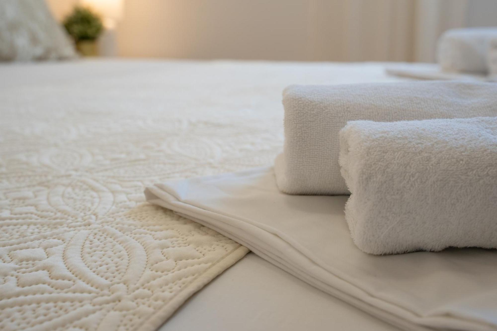 Apartment Funtastic With Private Pool Novaglia Esterno foto